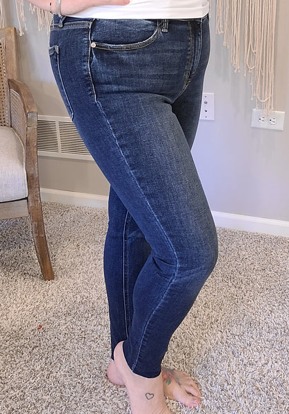 Rebecca Mid Rise Skinny Jean