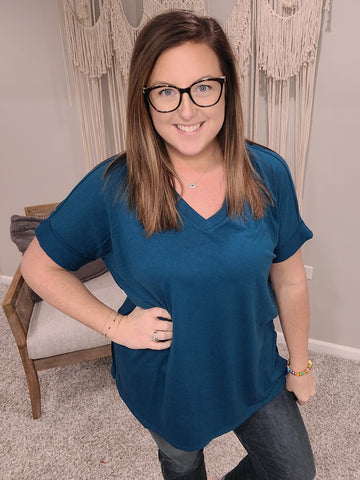 V-Neck Cuffed Sleeve Tee in Teal